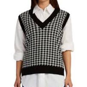 Wild Fable Black and White V-Neck Sweater Vest